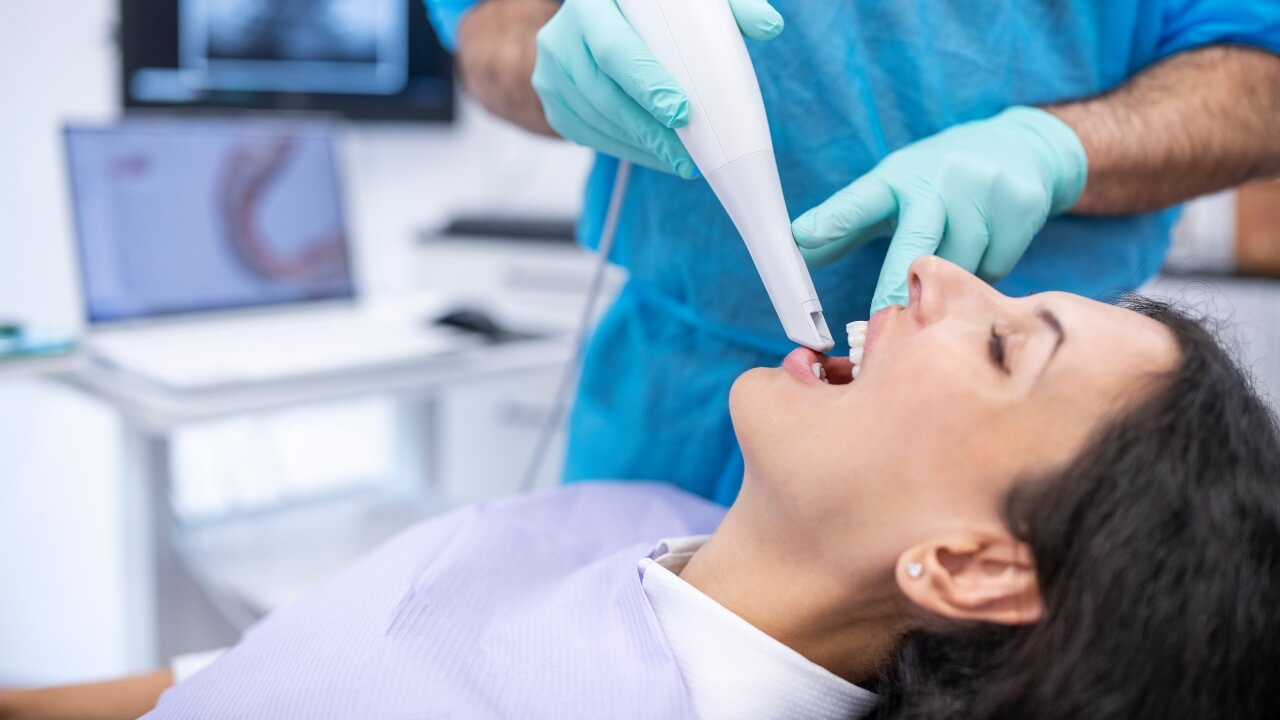 Digitale Abformung: moderne Zahnmedizin in Backnang